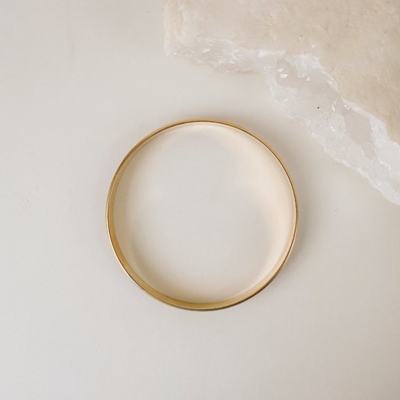 Napier Vintage Thin Black Enamel Stripe Gold Minimal Stackable Bangle Bracelet - Picture 6 of 8